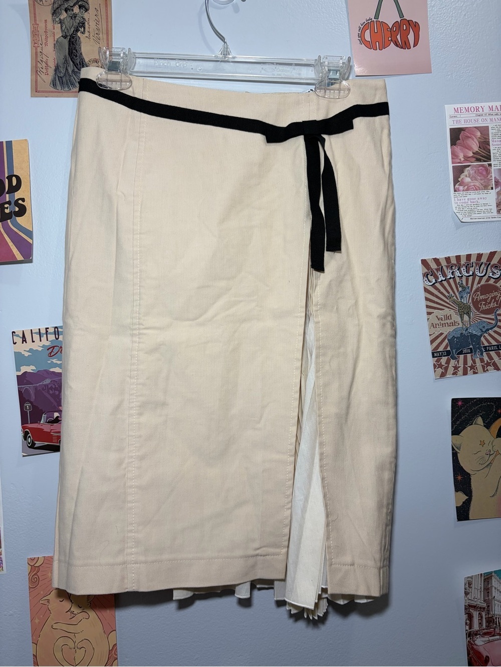 Anna Molinari Made in Italy Cream Wrap Skirt